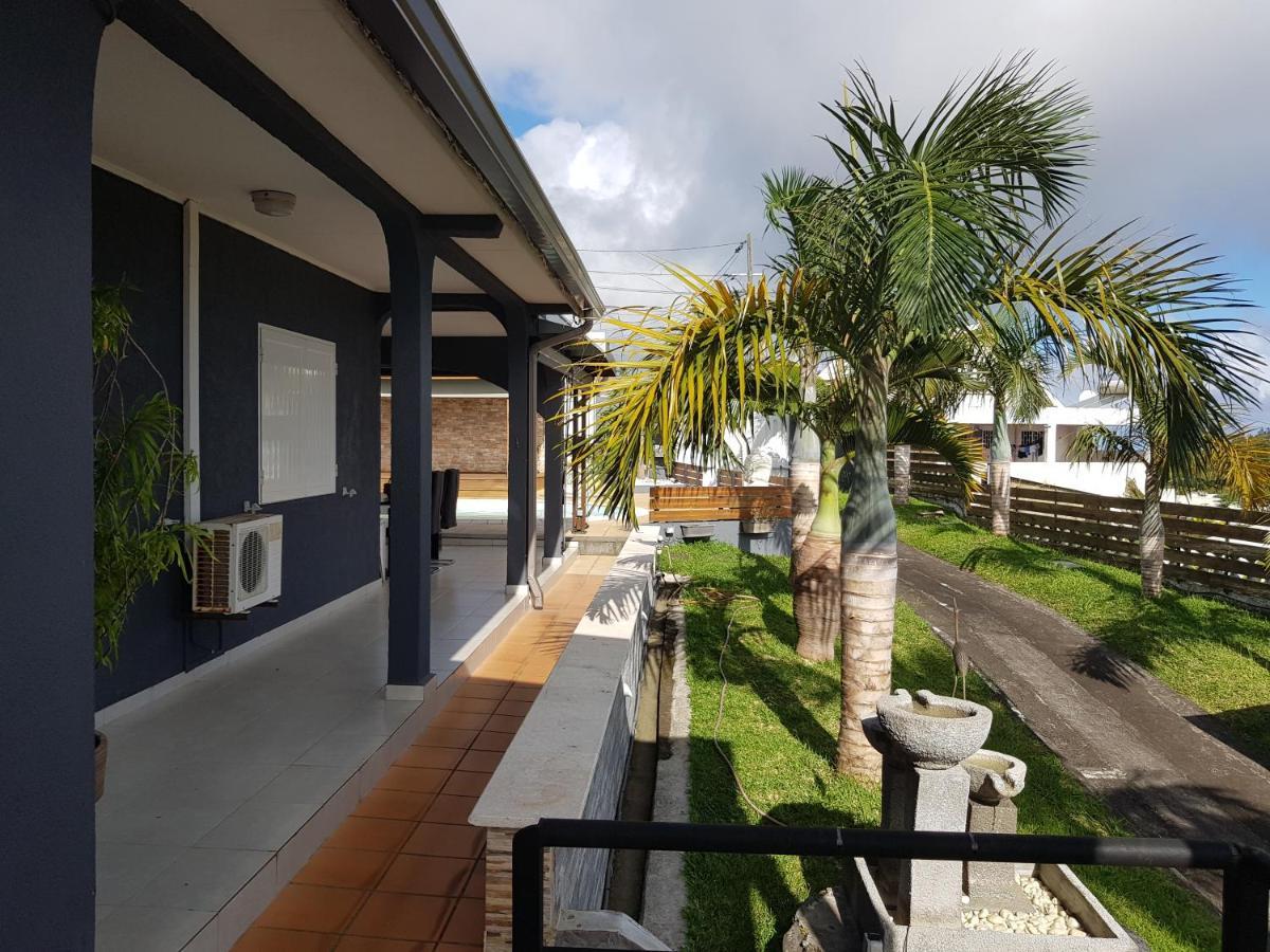 Studio Tres Bon Standing Hotel Petite Île Exterior foto